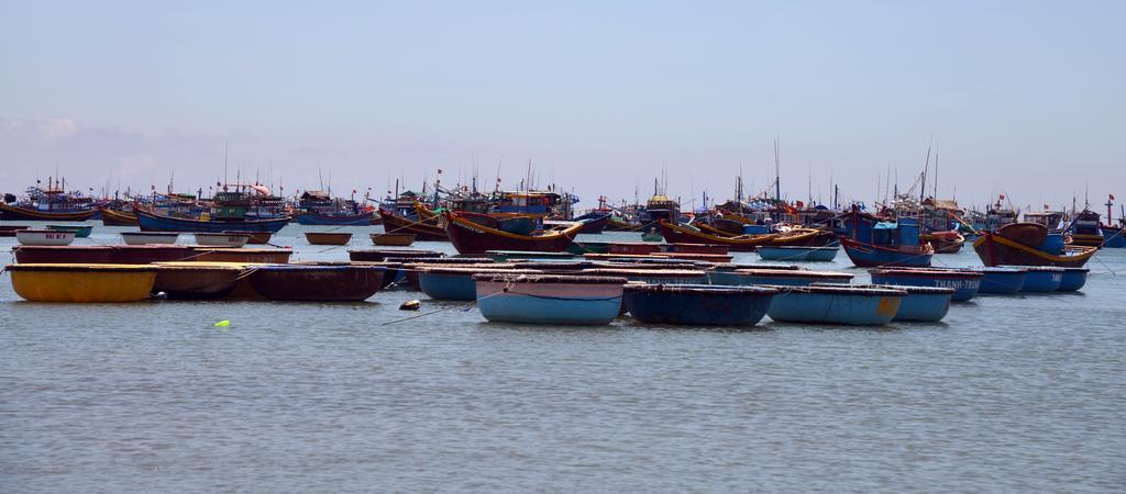 Vinh Suong Seaside Hotel And Resort Phan Thiết Buitenkant foto