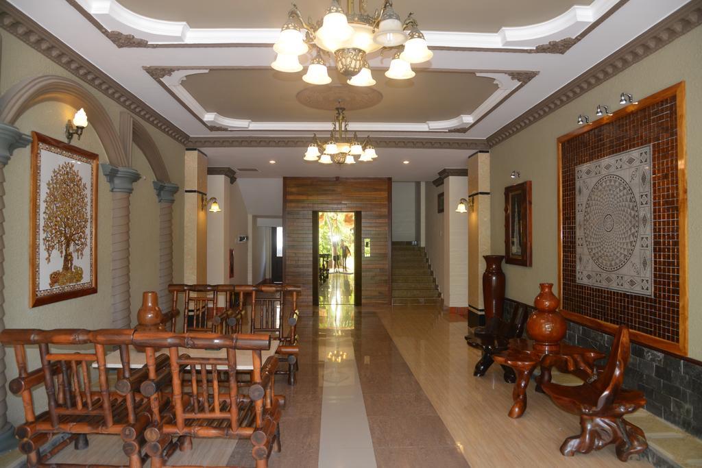 Vinh Suong Seaside Hotel And Resort Phan Thiết Buitenkant foto