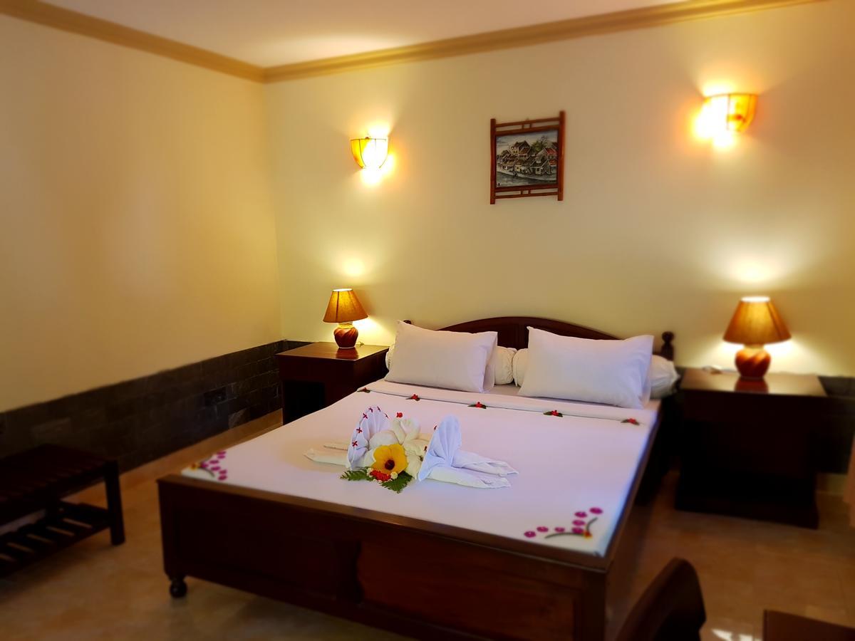 Vinh Suong Seaside Hotel And Resort Phan Thiết Buitenkant foto