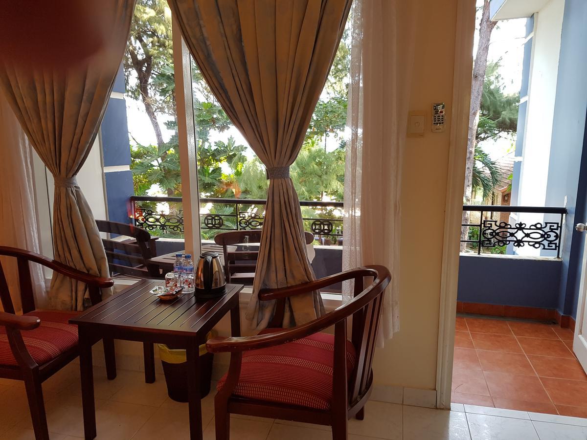 Vinh Suong Seaside Hotel And Resort Phan Thiết Buitenkant foto