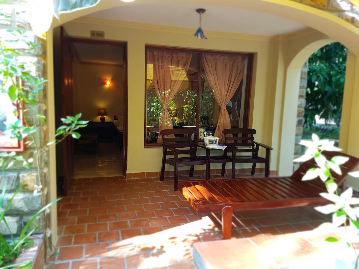 Vinh Suong Seaside Hotel And Resort Phan Thiết Buitenkant foto