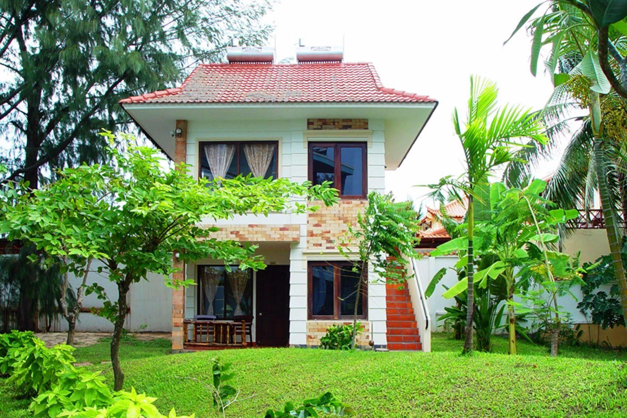 Vinh Suong Seaside Hotel And Resort Phan Thiết Buitenkant foto