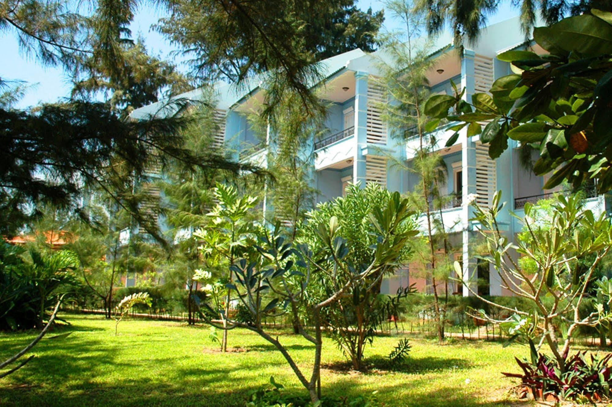 Vinh Suong Seaside Hotel And Resort Phan Thiết Buitenkant foto