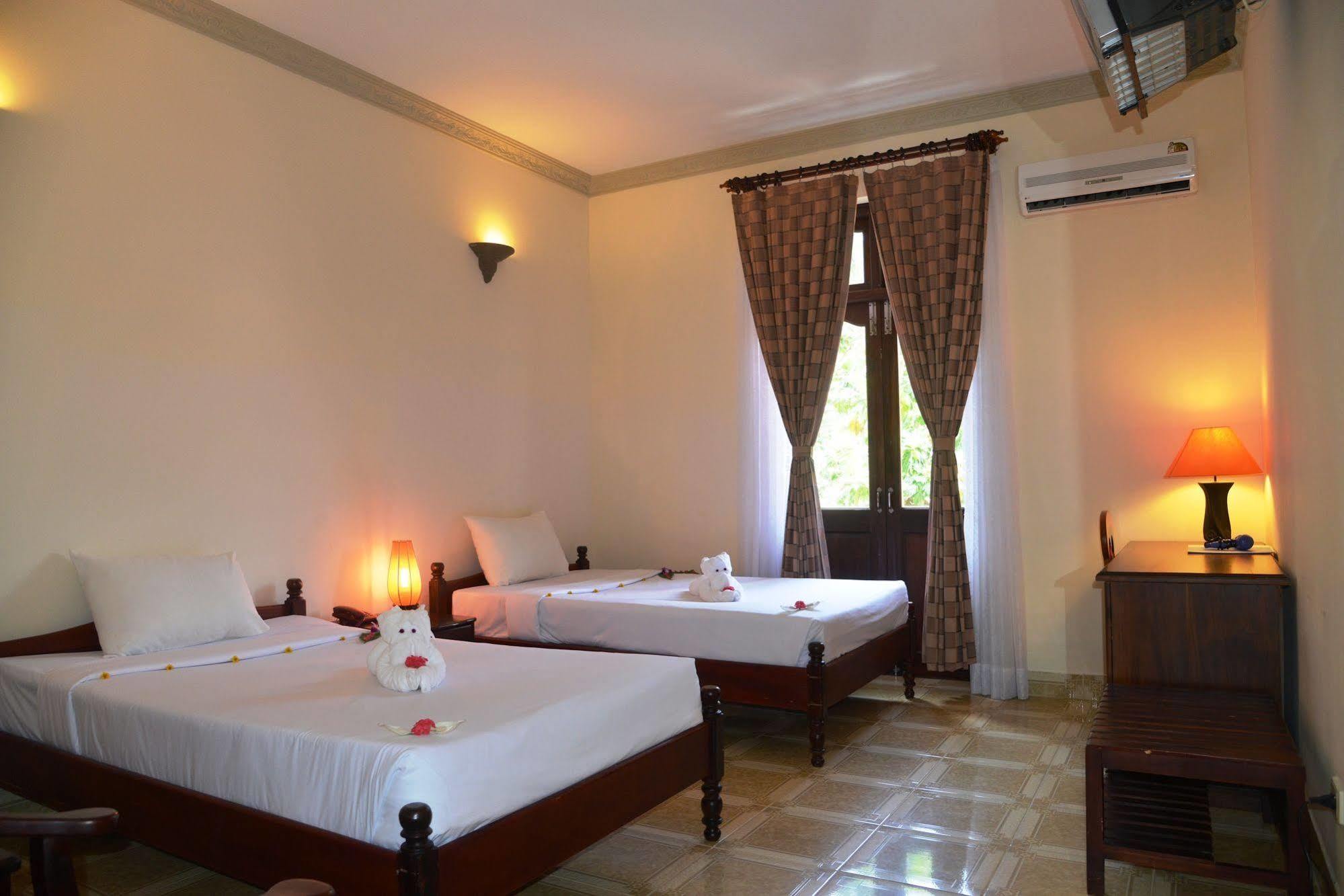 Vinh Suong Seaside Hotel And Resort Phan Thiết Buitenkant foto