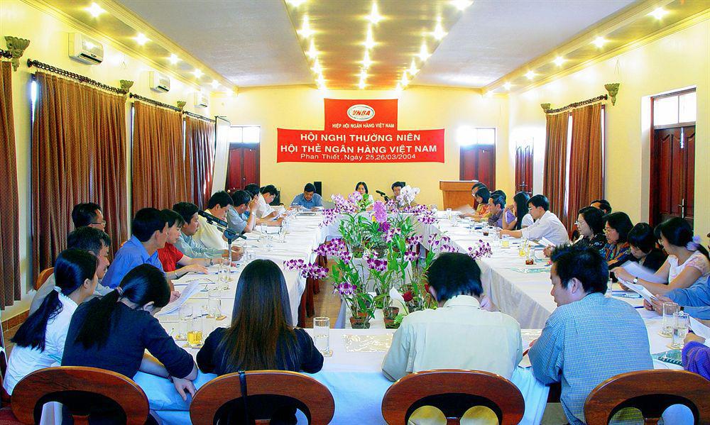 Vinh Suong Seaside Hotel And Resort Phan Thiết Buitenkant foto